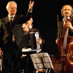 OMAGGIO AD ASTOR PIAZZOLLA NEL 25° ANNIVERSARIO DELLA SCOMPARSA - Nuova Orchestra da Camera “Ferruccio Busoni” - Massimo Belli, direttore; Gianni Fassetta, fisarmonica; Lucio Degani, violino; Francesco Ferrarini, violoncello