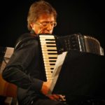 OMAGGIO AD ASTOR PIAZZOLLA NEL 25° ANNIVERSARIO DELLA SCOMPARSA - Nuova Orchestra da Camera “Ferruccio Busoni” - Massimo Belli, direttore; Gianni Fassetta, fisarmonica; Lucio Degani, violino; Francesco Ferrarini, violoncello