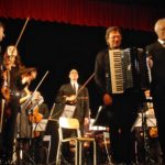 OMAGGIO AD ASTOR PIAZZOLLA NEL 25° ANNIVERSARIO DELLA SCOMPARSA - Nuova Orchestra da Camera “Ferruccio Busoni” - Massimo Belli, direttore; Gianni Fassetta, fisarmonica; Lucio Degani, violino; Francesco Ferrarini, violoncello